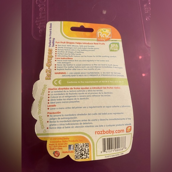 Set of 3 Baby Items - Dr. Brown’s Ridgees Teether, Raz-Grapes Teether & Hippo - Picture 4 of 9